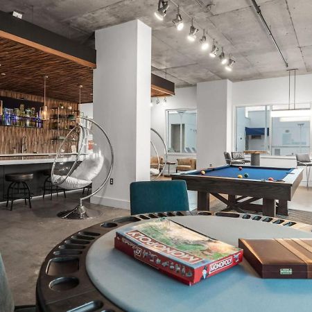 Modern 2 Bed Getaway Steps From Tropicana Field セント・ピーターズバーグ エクステリア 写真